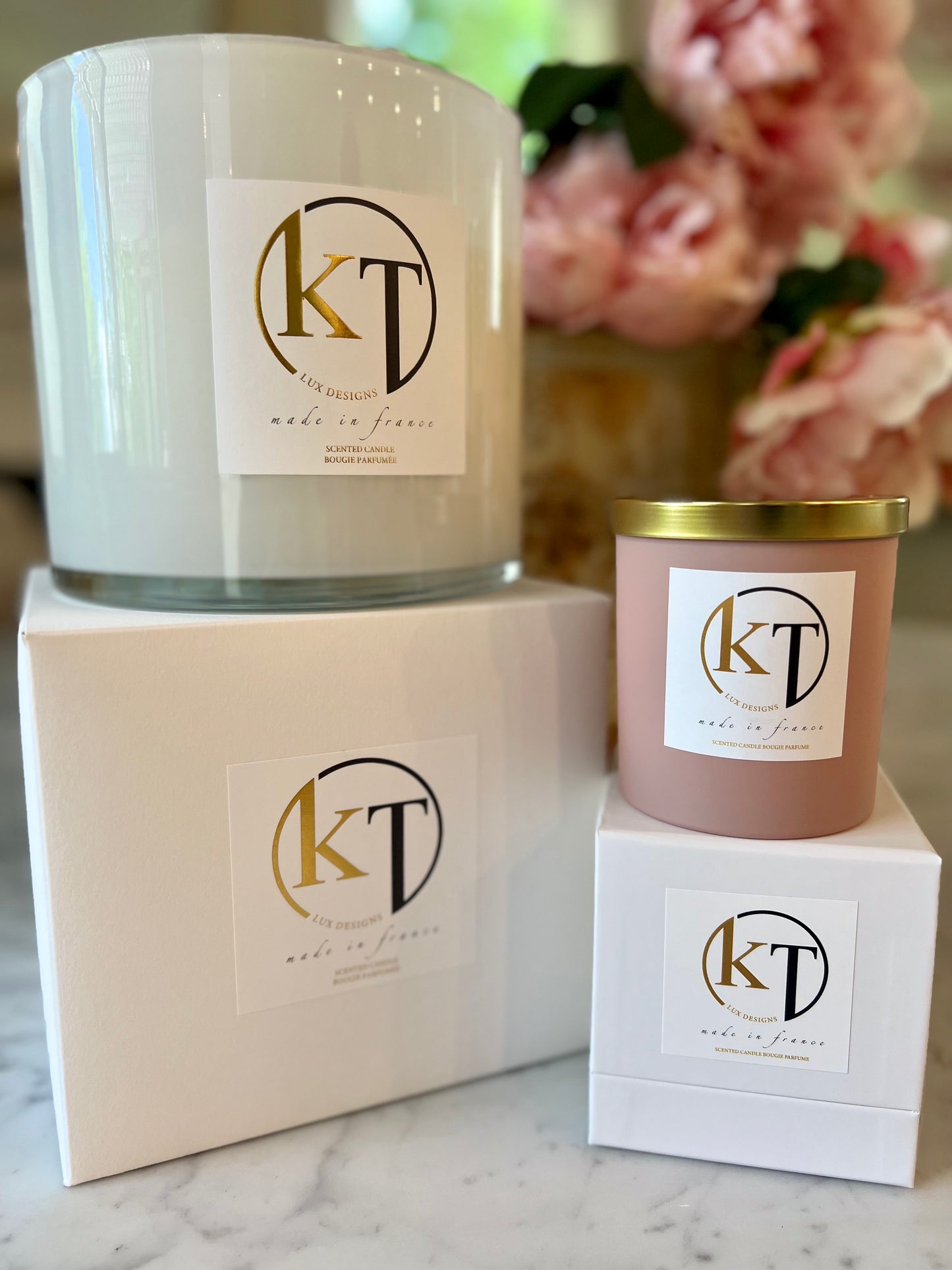 Signature Scent with FREE Amour candle